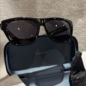 Gucci Black Sunglasses with Accessories